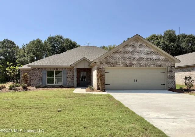 Photo 1 of Single family home for sale at 113 Newport Dr, Canton, MS 39046 | MLS# 4159613 | Listing updated on 2026-09-14