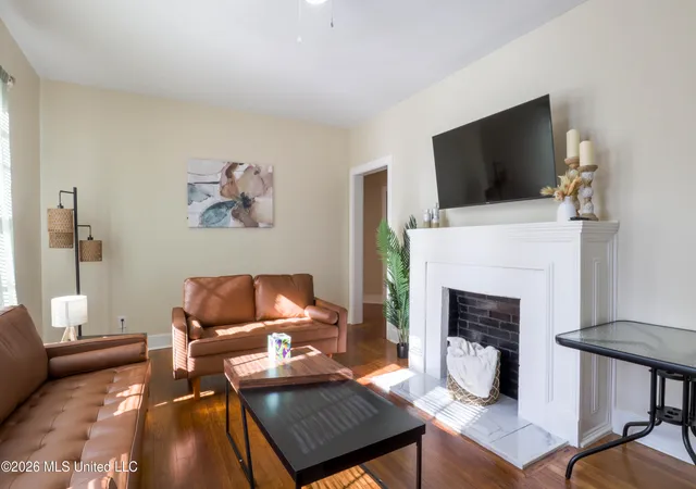 Photo 3 of Single family home for sale at 522 Taylor St, Jackson, MS 39216 | MLS# 4159643 | Listing updated on 2026-09-09