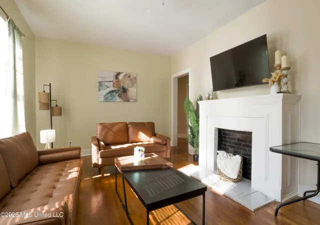 Photo 4 of Single family home for sale at 522 Taylor St, Jackson, MS 39216 | MLS# 4159643 | Listing updated on 2026-09-09