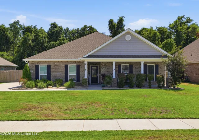 Photo 2 of Single family home for sale at 6417 Chickory Way, Ocean Springs, MS 39564 | MLS# 4159651 | Listing updated on 2026-09-28