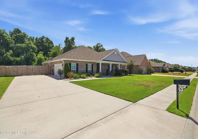 Photo 3 of Single family home for sale at 6417 Chickory Way, Ocean Springs, MS 39564 | MLS# 4159651 | Listing updated on 2026-09-28