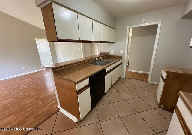 Photo 4 of Single family home for sale at 3580 Corsica Dr, Horn Lake, MS 38637 | MLS# 4159685 | Listing updated on 2026-08-19