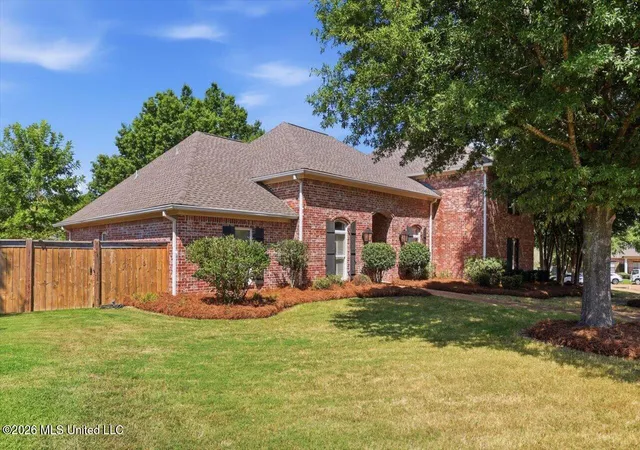 Photo 3 of Single family home for sale at 205 Helena Ln, Madison, MS 39110 | MLS# 4160029 | Listing updated on 2026-10-08