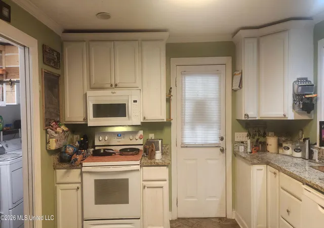 Photo 4 of Single family home for sale at 1709 Merrill St, Natchez, MS 39120 | MLS# 4159939 | Listing updated on 2026-08-23