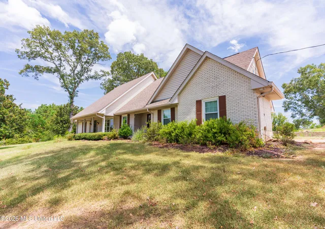 Photo 3 of Sale Pending at 12850 Midway Rd, Raymond, MS 39154 | MLS# 4160486 | Listing updated on 2026-09-01