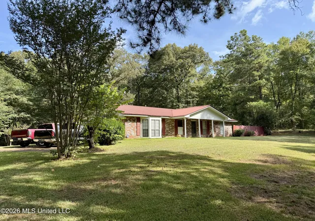 Photo 2 of Sale Pending at 1840 White Apple Rd, Roxie, MS 39661 | MLS# 4159706 | Listing updated on 2026-09-11