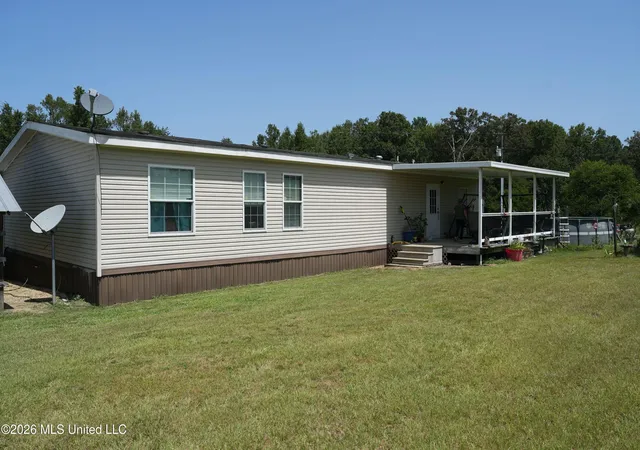 Photo 3 of Sale Pending at 133 G W Smith Rd, Silver Creek, MS 39663 | MLS# 4160047 | Listing updated on 2026-08-21