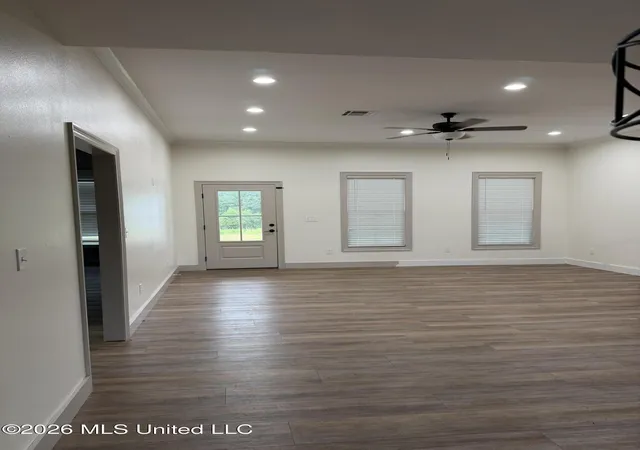 Photo 3 of Single family home for sale at 40 Theodore Dr, Poplarville, MS 39470 | MLS# 4159686 | Listing updated on 2026-09-14