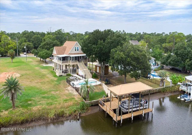 Photo 1 of Sale Pending at 628 W Magnolia St, Gulfport, MS 39507 | MLS# 4159919 | Listing updated on 2026-08-30
