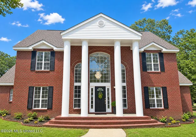 Photo 2 of Single family home for sale at 19009 Highway 613, Moss Point, MS 39562 | MLS# 4159759 | Listing updated on 2026-09-17