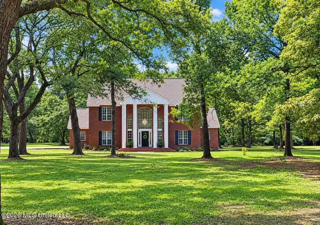 Photo 3 of Single family home for sale at 19009 Highway 613, Moss Point, MS 39562 | MLS# 4159759 | Listing updated on 2026-09-17