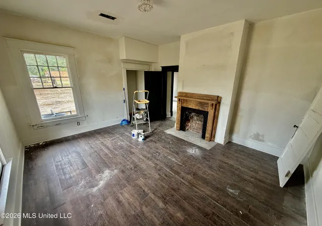 Photo 3 of Single family home for sale at 203 E 3rd St, Leland, MS 38756 | MLS# 4159953 | Listing updated on 2026-08-21