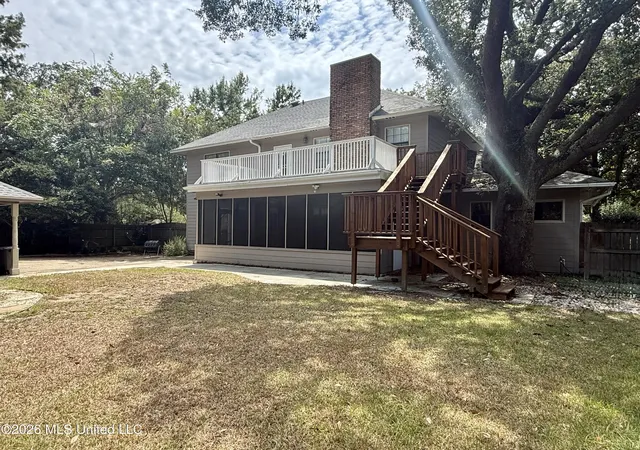 Photo 2 of Single family home for sale at 1402 Abbeyville St, Pascagoula, MS 39581 | MLS# 4159731 | Listing updated on 2026-08-19
