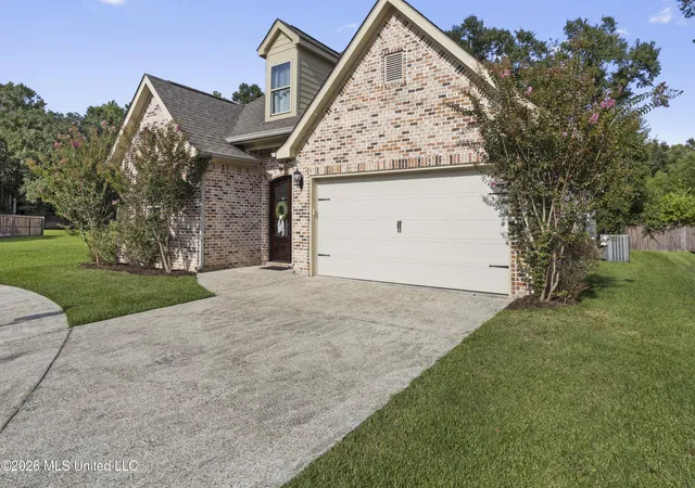 Photo 2 of Single family home for sale at 3912 Acadian Village Dr, Ocean Springs, MS 39564 | MLS# 4159947 | Listing updated on 2026-08-21