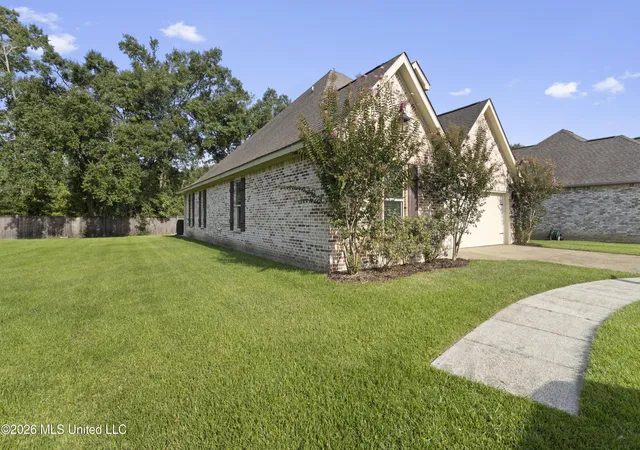 Photo 3 of Single family home for sale at 3912 Acadian Village Dr, Ocean Springs, MS 39564 | MLS# 4159947 | Listing updated on 2026-09-14