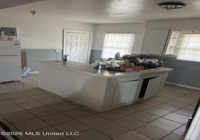 Photo 3 of Single family home for sale at 728 Dorgan St, Jackson, MS 39204 | MLS# 4159729 | Listing updated on 2026-08-19