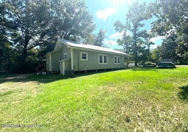 Photo 3 of Single family home for sale at 7 Hall, Roxie, MS 39661 | MLS# 4160404 | Listing updated on 2026-08-25