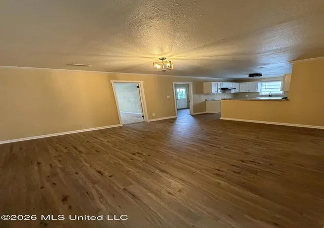 3rd image of 1577 Azalea St, Clarksdale, MS 38614 | MLS# 4160210