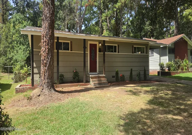 Photo 2 of Sale Pending at 4223 Oakhill Dr, Jackson, MS 39206 | MLS# 4159746 | Listing updated on 2026-08-21