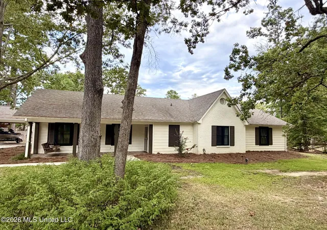 Photo 1 of Single family home for sale at 103 Falcon Ct, Brandon, MS 39047 | MLS# 4159820 | Listing updated on 2026-09-19