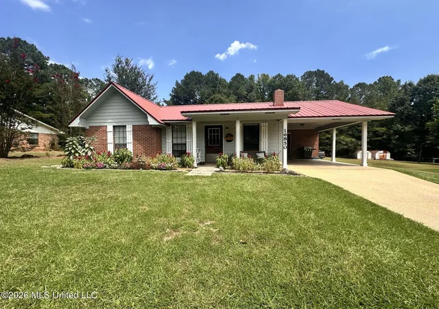 Photo 3 of Single family home for sale at 16850 E John C Stennis Dr, Louisville, MS 39339 | MLS# 4159763 | Listing updated on 2026-09-22