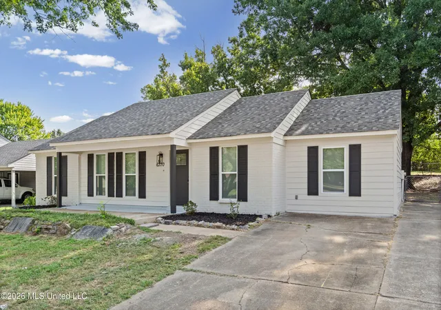 Photo 3 of Sale Pending at 6370 Sandhurst Rd, Horn Lake, MS 38637 | MLS# 4159768 | Listing updated on 2026-08-27
