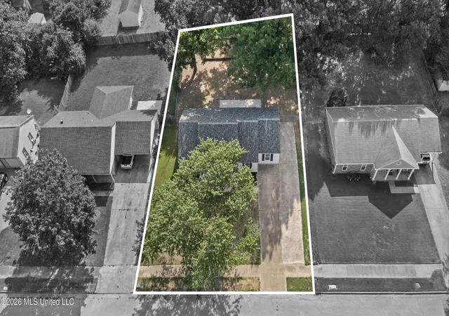 Photo 3 of Sale Pending at 6370 Sandhurst Rd, Horn Lake, MS 38637 | MLS# 4159768 | Listing updated on 2026-08-27