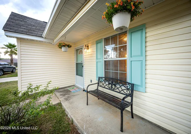 Photo 3 of Sale Pending at 4631 Laurelwood Dr, Diberville, MS 39540 | MLS# 4159771 | Listing updated on 2026-09-04