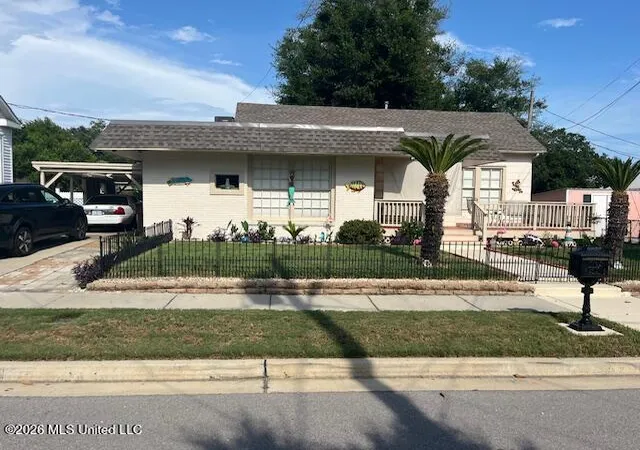 Photo 2 of Single family home for sale at 112 Azalea Dr, Biloxi, MS 39530 | MLS# 4160192 | Listing updated on 2026-08-25