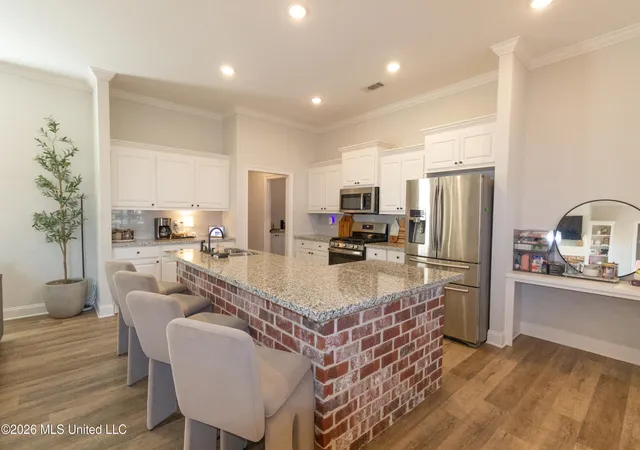 Photo 3 of Single family home for sale at 115 Chartleigh Cir, Canton, MS 39046 | MLS# 4159782 | Listing updated on 2026-09-10
