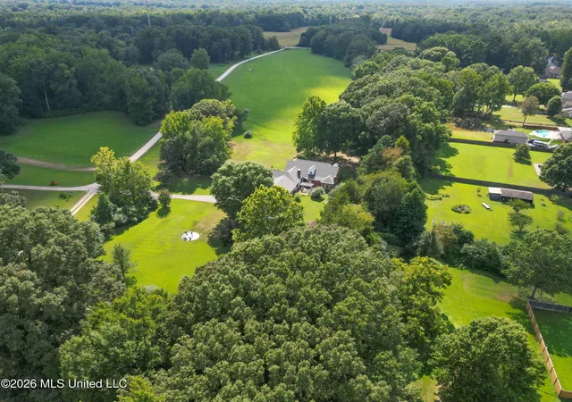 Photo 3 of Single family home for sale at 147 Singing Trees Rd, Byhalia, MS 38611 | MLS# 4159816 | Listing updated on 2026-09-14