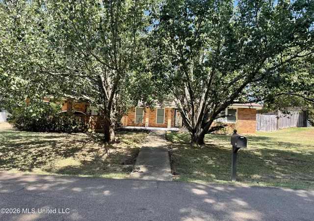 Photo 1 of Single family home for sale at 1620 Pope Cir, Mc Comb, MS 39648 | MLS# 4159863 | Listing updated on 2026-08-20
