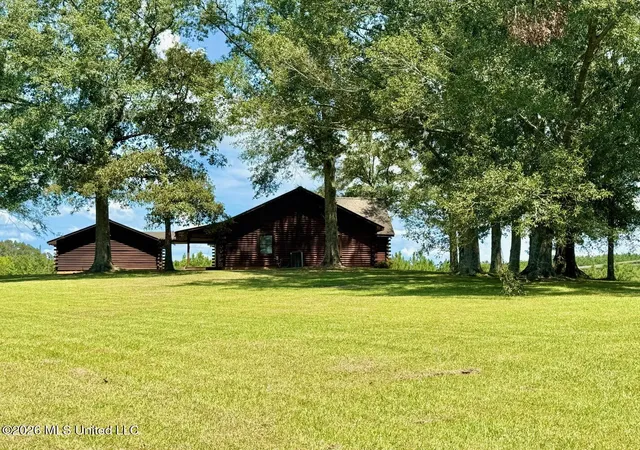 Photo 3 of Single family home for sale at 356 SW Dry Crk Trl, Bogue Chitto, MS 39629 | MLS# 4159877 | Listing updated on 2026-09-10