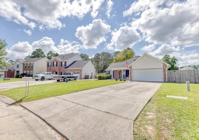 Photo 3 of Sale Pending at 18037 Cypress Pointe Dr, Gulfport, MS 39503 | MLS# 4159927 | Listing updated on 2026-09-14