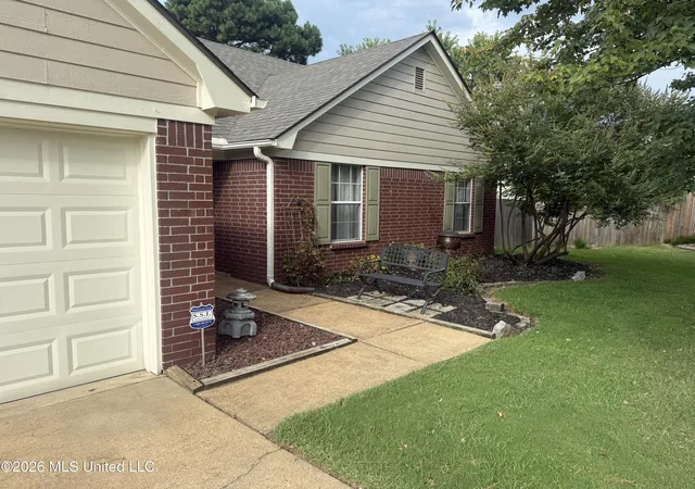 Photo 2 of Single family home for sale at 1141 Stonegate Cvs, Southaven, MS 38671 | MLS# 4159850 | Listing updated on 2026-09-02