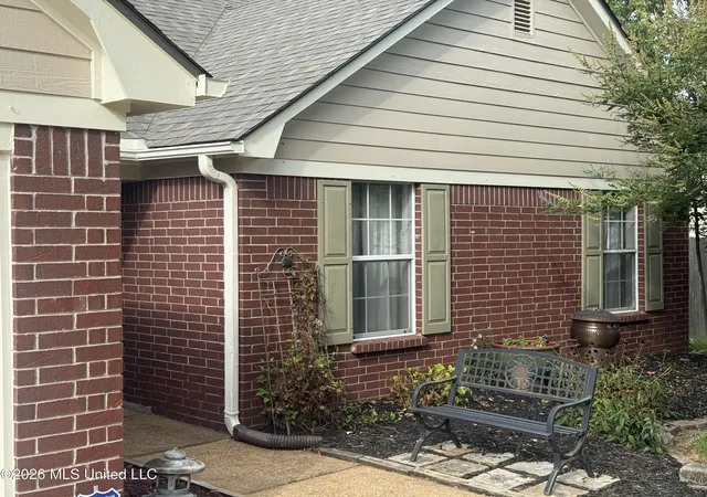 Photo 3 of Single family home for sale at 1141 Stonegate Cvs, Southaven, MS 38671 | MLS# 4159850 | Listing updated on 2026-09-02