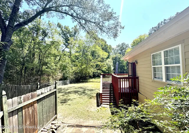 Photo 3 of Single family home for sale at 511 Mccluer Rd, Jackson, MS 39212 | MLS# 4159829 | Listing updated on 2026-09-01