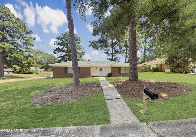 Photo 1 of Sale Pending at 148 Fern Valley Rd, Brandon, MS 39042 | MLS# 4160061 | Listing updated on 2026-09-03