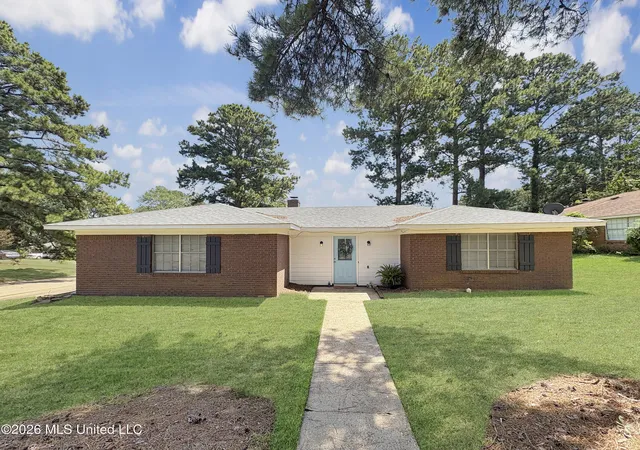 Photo 3 of Sale Pending at 148 Fern Valley Rd, Brandon, MS 39042 | MLS# 4160061 | Listing updated on 2026-09-03