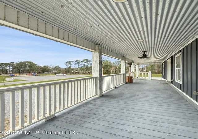 Photo 4 of Single family home for sale at 10501 Pin Oak Dr, Biloxi, MS 39532 | MLS# 4160700 | Listing updated on 2026-08-28