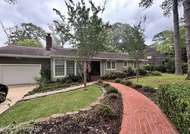 Photo 1 of Sale Pending at 1004 Buckley Dr, Jackson, MS 39206 | MLS# 4159909 | Listing updated on 2026-08-22