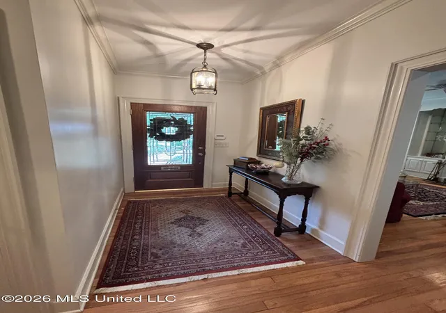 Photo 4 of Sale Pending at 1004 Buckley Dr, Jackson, MS 39206 | MLS# 4159909 | Listing updated on 2026-08-22