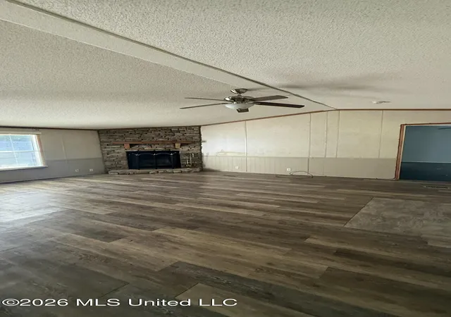 Photo 4 of Manufactured home for sale at 1846 Jason Way, Byhalia, MS 38611 | MLS# 4159849 | Listing updated on 2026-08-22
