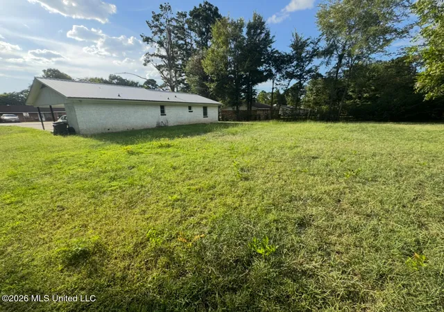 Photo 10 of Single family home for sale at 172 Pacific Cir, Crystal Springs, MS 39059 | MLS# 4159868 | Listing updated on 2026-08-20