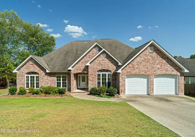 Photo 1 of Single family home for sale at 66 W Shore Dr, Hattiesburg, MS 39402 | MLS# 4159892 | Listing updated on 2026-08-24