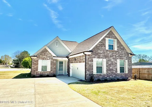 Photo 1 of Single family home for sale at 4702 Bayou Ct, Olive Branch, MS 38654 | MLS# 4159903 | Listing updated on 2026-08-20