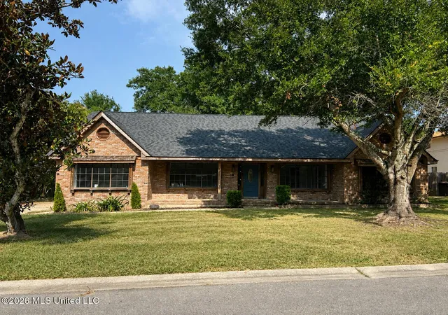 Photo 1 of Single family home for sale at 440 Linda Dr, Biloxi, MS 39531 | MLS# 4160225 | Listing updated on 2026-08-28