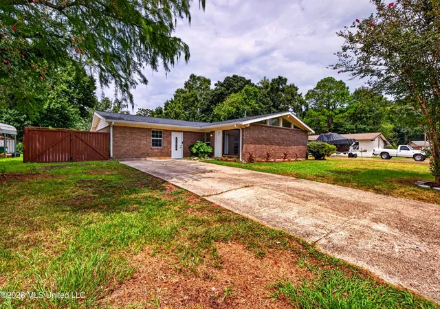Photo 4 of Single family home for sale at 4511 Concord St, Pascagoula, MS 39581 | MLS# 4159932 | Listing updated on 2026-10-04