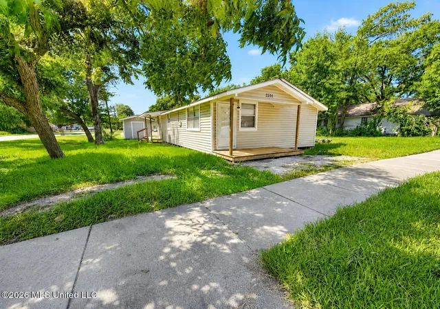 Photo 2 of Single family home for sale at 2201 30th Street, Gulfport, MS 39501 | MLS# 4159899 | Listing updated on 2026-09-06