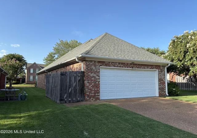 Photo 2 of Single family home for sale at 4845 Stone Cross Dr, Olive Branch, MS 38654 | MLS# 4159922 | Listing updated on 2026-09-06